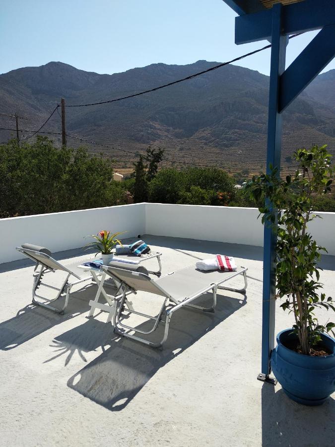 Iviskos House, Megalo Horio Village, Tilos Island Megálon Choríon Exterior foto